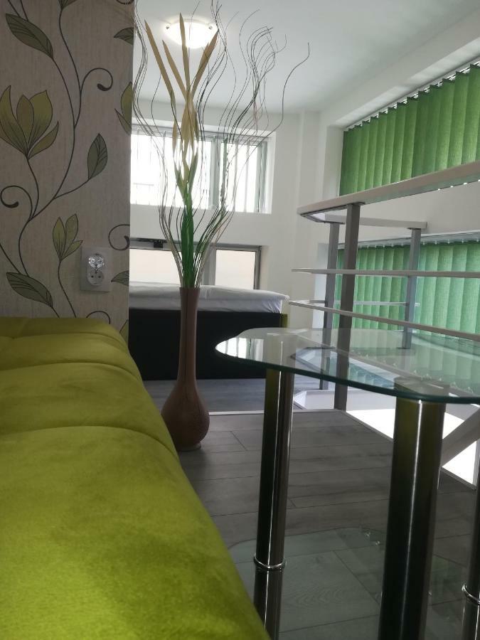 Classy And Cozy - Parking - 3 Beds - Near Center Novi Sad Dış mekan fotoğraf